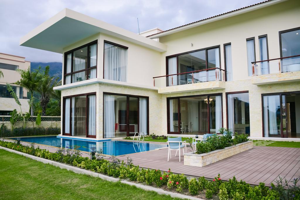 Diamond Bay Golf And Villas Nha Trang Exterior photo